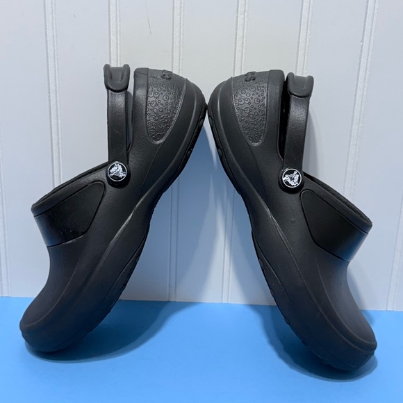 CROCS Mercy Work Women Clogs Size 6 - Picture 11 of 11